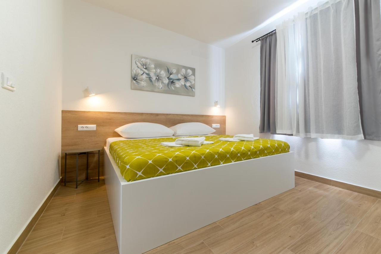 Apartment Mare Krvavica Exterior foto